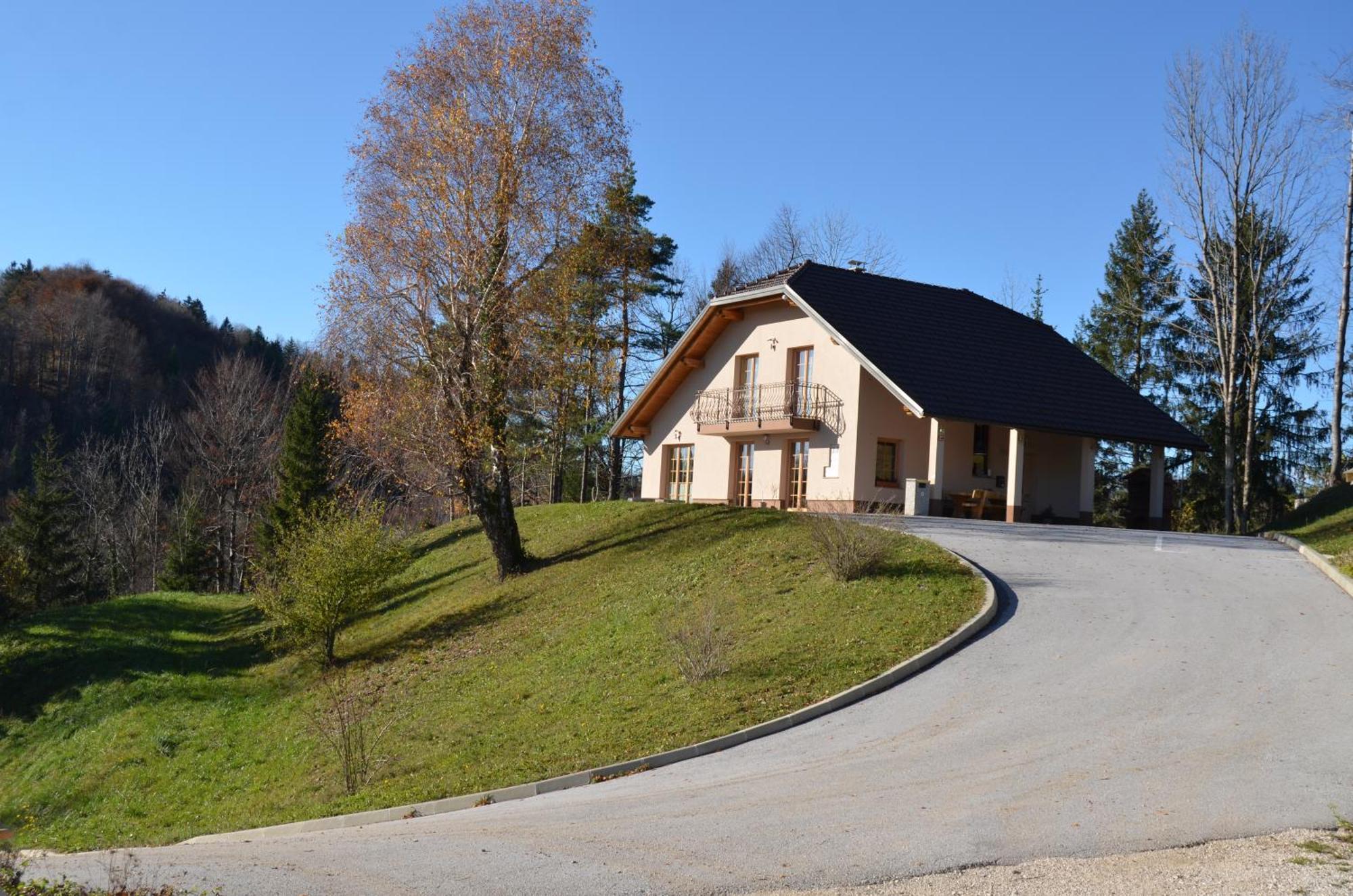 Holiday Home With Hot Tub And Sauna Sabina Rovte Exterior foto