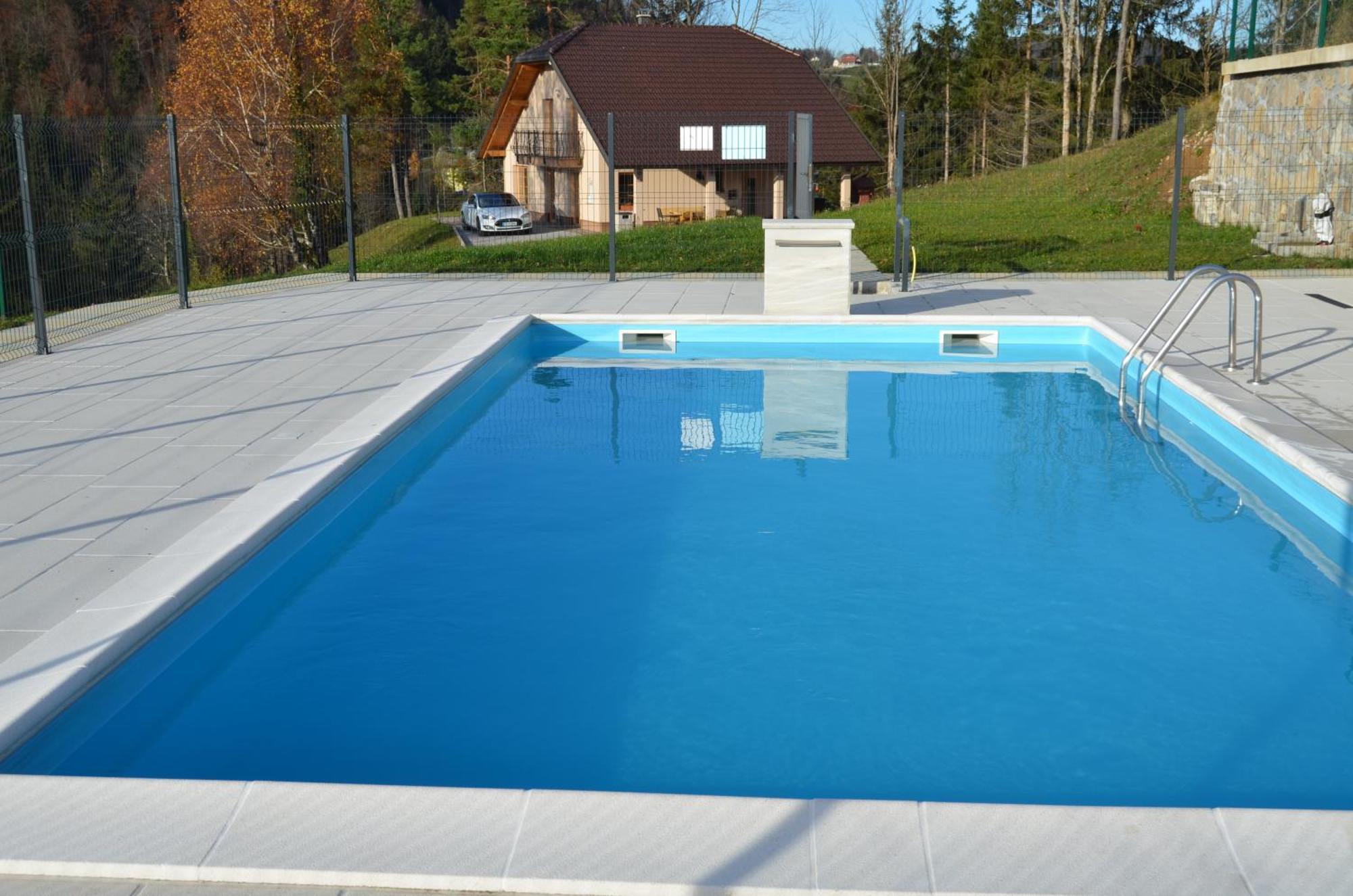 Holiday Home With Hot Tub And Sauna Sabina Rovte Exterior foto